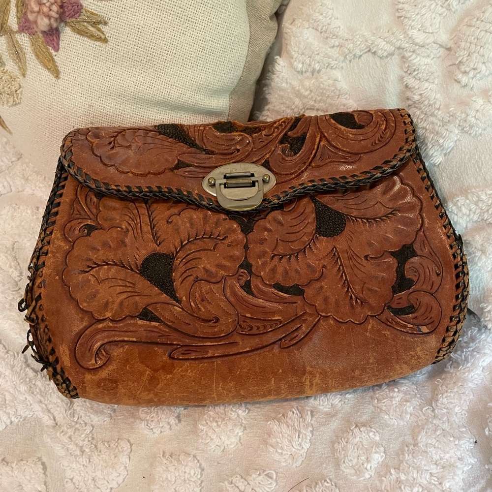 VNTG genuine hammered leather clutch